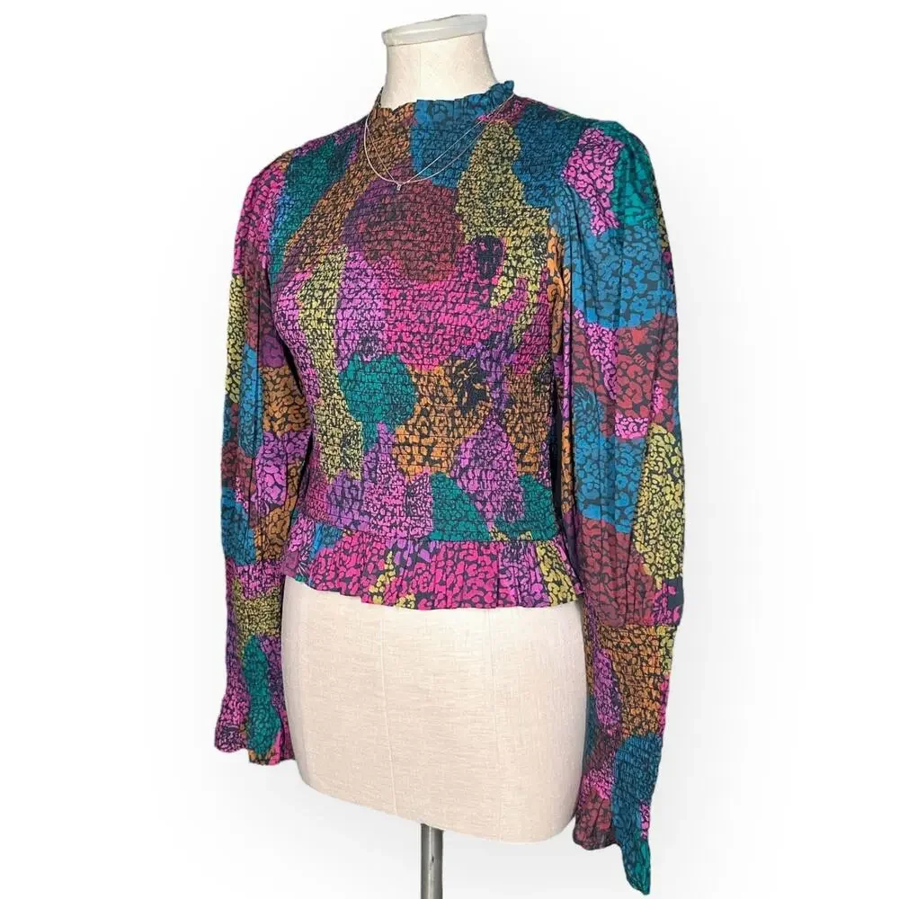 FARM RIO Leopard Rainbow Mix Blouse Smocked Ruffle Boho Cottagecore Glam Indie